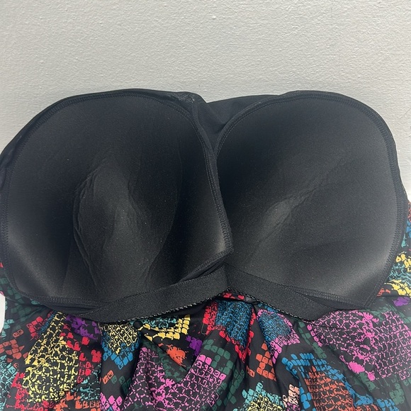 Torrid One 1 Piece Swim Suit High Neck Shimmer Snake Skin Print Plus Size 4X - Picture 11 of 11